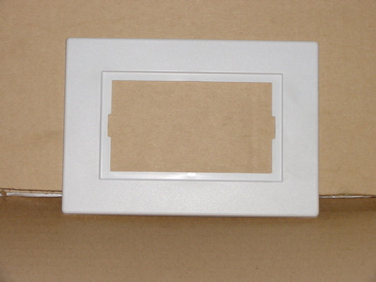 WHITE THERMOSTAT BACKPLATE