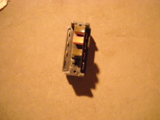 GE 3 BUTTON HEATER SWITCH