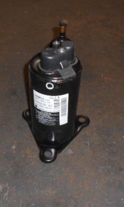 Compresor rotativo de 6,550 Btu 220-240/50/1 R-410A