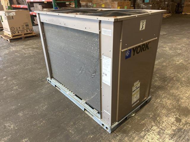 7.5 Ton Split System Air Conditioner; 12.4 EER, 208-230/60/3, R-410A