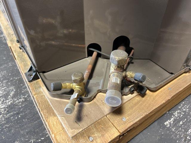 2.5 Ton Single Stage LX Series Split-System Heat Pump; 14 SEER, 208-230/60/1, R-410A