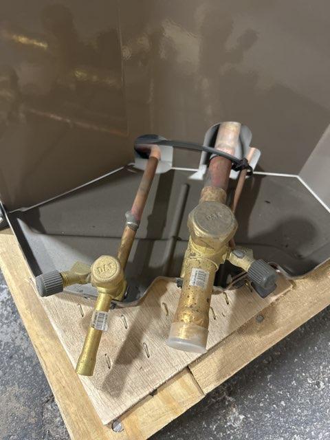 2.5 Ton Single Stage LX Series Split-System Heat Pump; 14 SEER, 208-230/60/1, R-410A