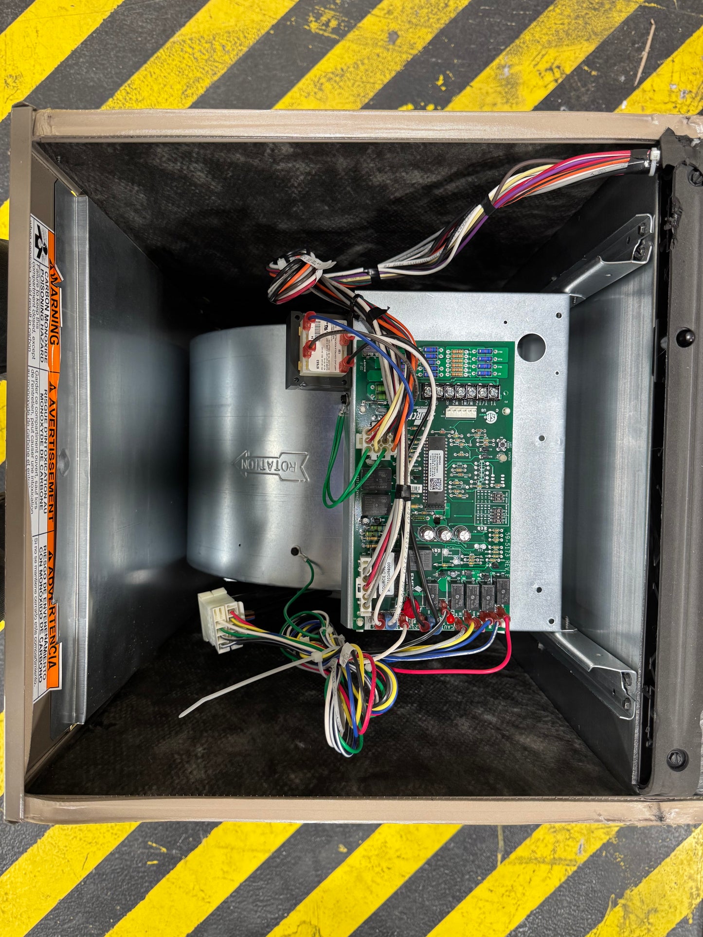 80,000 BTU 2 Stage ECM Multi-Position Gas Furnace, 80%, 115/60/1