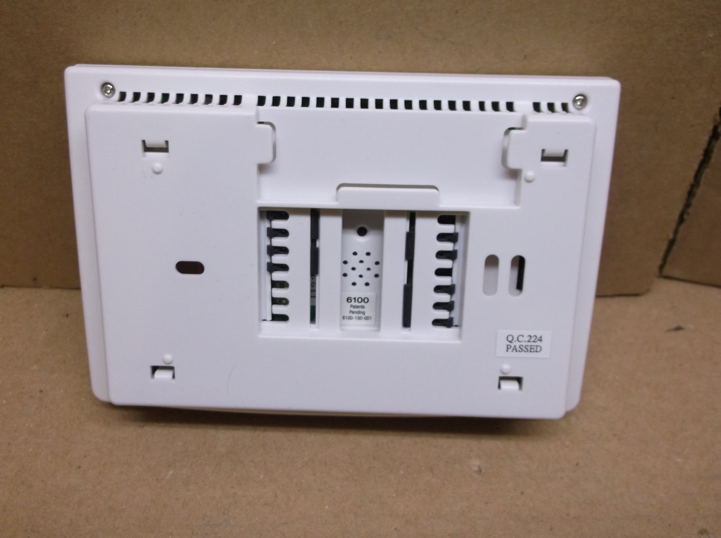 Termostato universal programable con pantalla táctil, 24 V CA, 1 de calor/1 de frío, convencional o bomba de calor