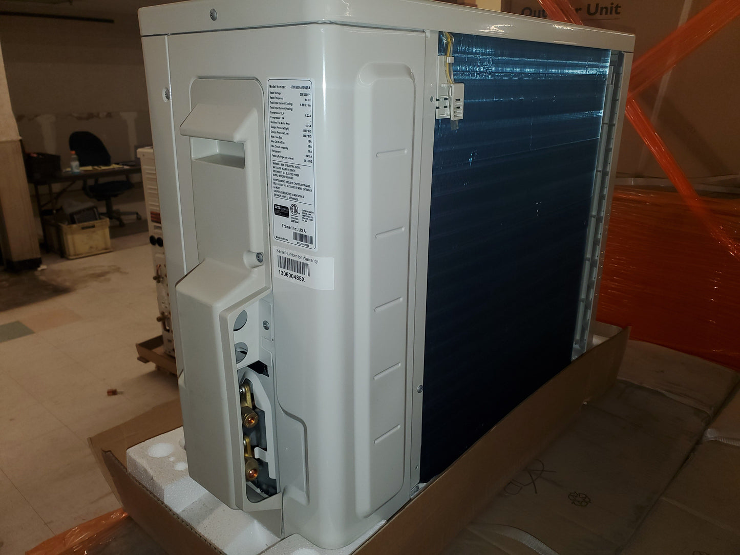 9,000 BTU Single-Zone Outdoor Mini-Split Inverter Air Conditioner Unit, 16 SEER 208-230/60/1 R-410A