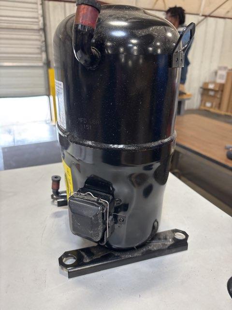 1-1/2 Ton Ac/HP High-Temp Reciprocating Compressor, 208-230/60/1 R-410A