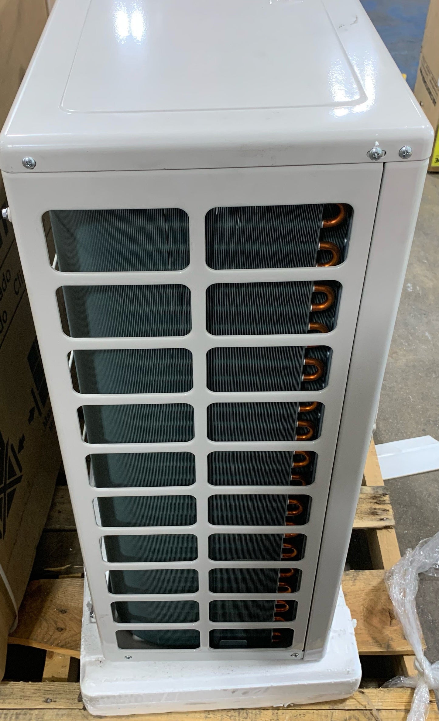 17,000/22,000 BTU Outdoor Heat Pump Mini Split Unit, 18.5 Seer 208-230/60/1 R410A