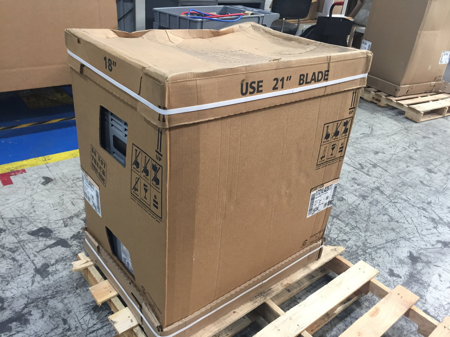 110,000 Btu Single-Stage UPFlow/Horizontal ECM Variable Speed Gas Furnace 80% 120/60/1 Cfm: 2135