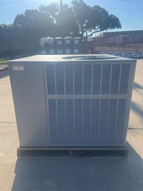 2 Ton Convertible Packaged Air Conditioning Unit, 16 SEER, 208-230/60/1, R410A