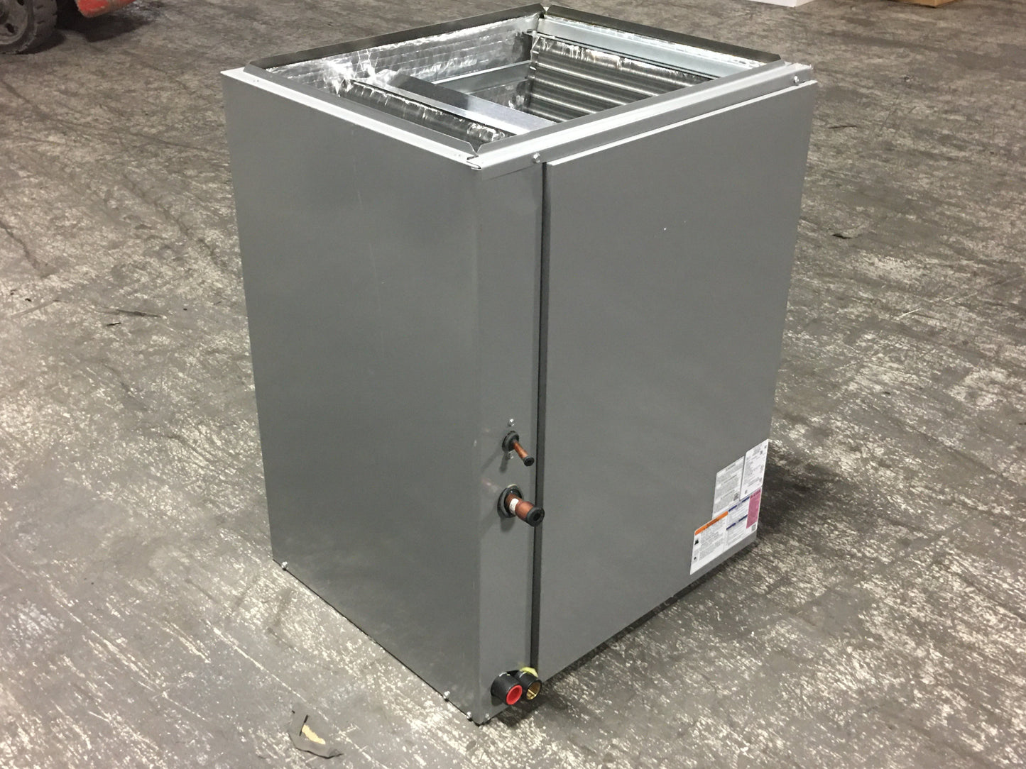 5 Ton AC/HP Upflow/Downflow Cased N Coil, R410A CFM 2000