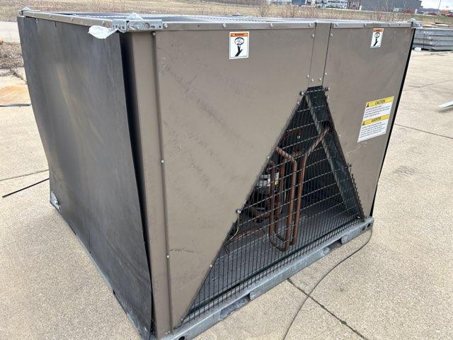 20 Ton Single-Stage Split-System Air Conditioner 460/60/3 R410A 11 EER