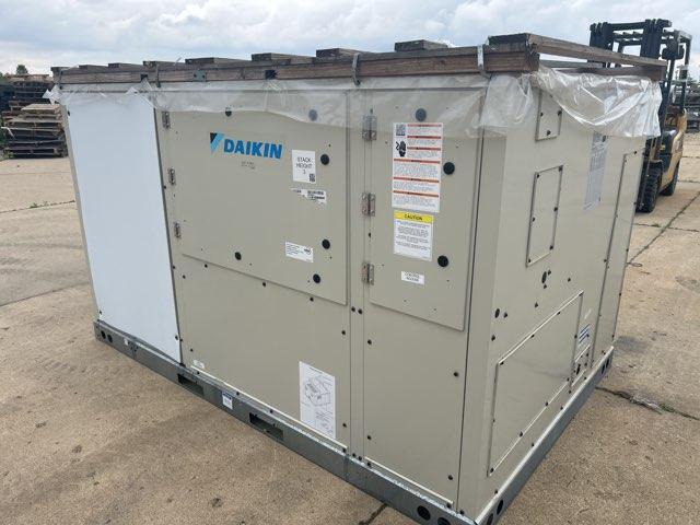 7.5 Ton Two-Stage Convertible Packaged Air Conditioning Unit, 11.2 EER, 208-230/60/3, R410A