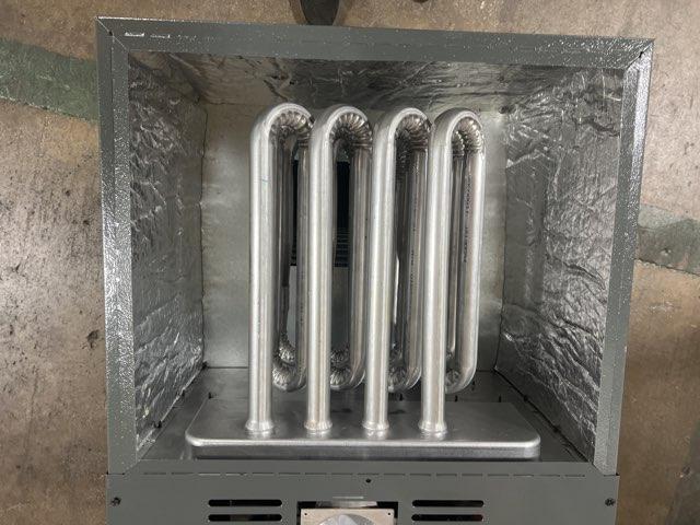 80,000 BTU 2-Stg Low Nox Upflow/Horizontal ECM Multi Speed Gas Furnace 80% AFUE 115/60/1 CFM: 2000