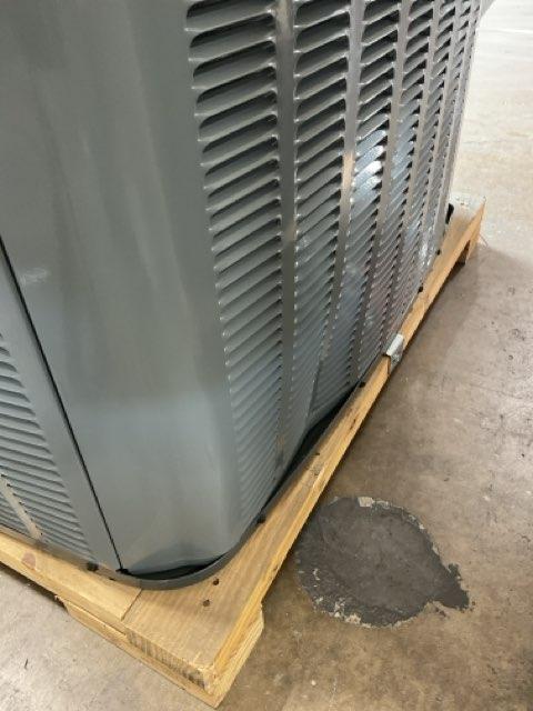 4 Ton Two-Stage Split-System Communicating Air Conditioner 208-230/60/1 R410A 17 SEER2