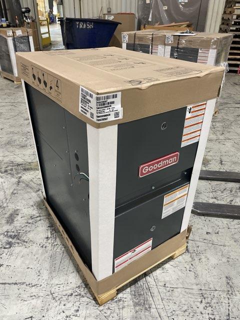 80,000 BTU Single-Stage Upflow/Horizontal ECM Multi Speed Gas Furnace 92% AFUE 115/60/1 CFM: 2000