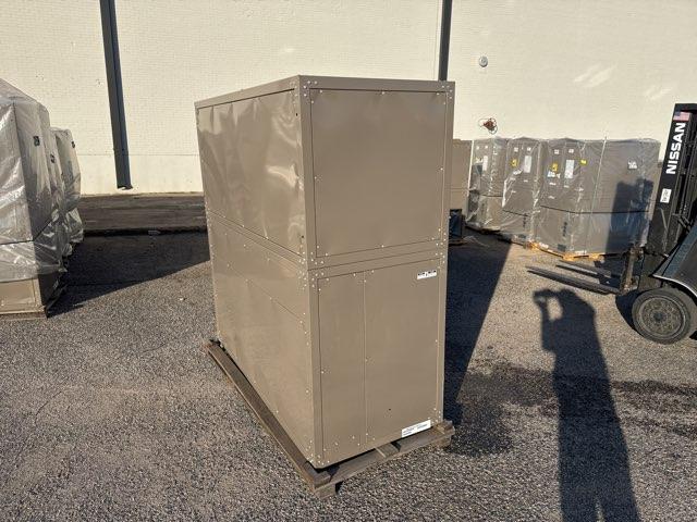 15 Ton AC/HP ECM Upflow/Horizontal Air Handler 208-230/60/3 R-410A CFM 7500