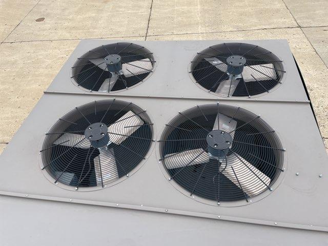 20 Ton Two-Stage Downflow Packaged Air Conditioning Unit, 12.2 EER, 460/60/3, R410A