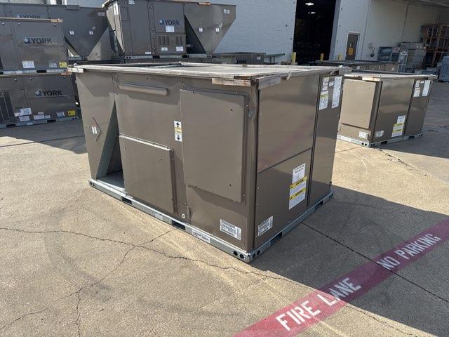6.5 Ton Two-Stage Convertible Natural Gas/Electric Packaged Unit, 14.8 EER, 460/60/3, R410A