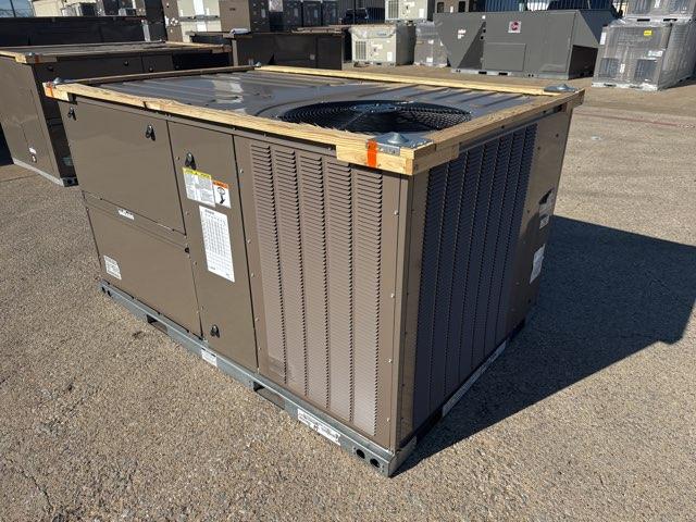 5 Ton Single-Stage Convertible Packaged Air Conditioning Unit, 15.8 SEER, 208-230/60/3, R410A