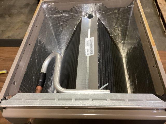 1.5 Ton AC/HP Upflow/Downflow Cased A Coil, R410A CFM 800