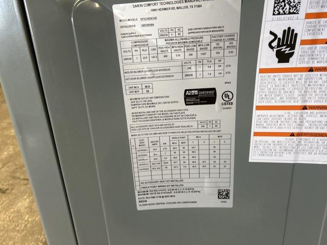 5 Ton Two-Stage Horizontal Packaged Air Conditioning Unit, 13.4 SEER2, 208-230/60/1, R410A