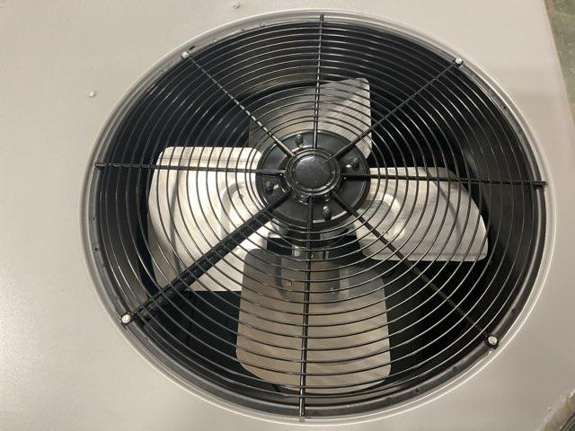 2.5 Ton Single-Stage Convertible Packaged Air Conditioning Unit, 14 SEER, 203-280/60/1, R410A