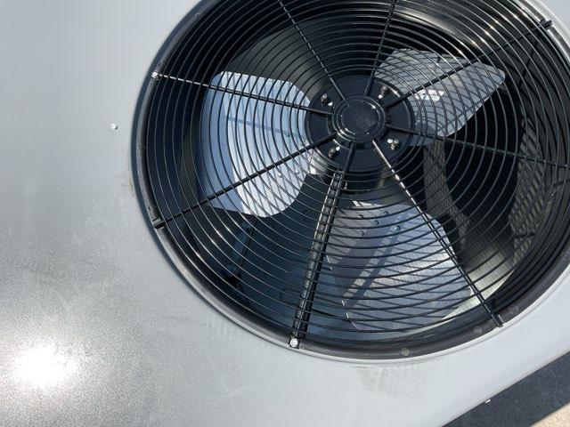 5 Ton Single-Stage Convertible Packaged Air Conditioning Unit, 14 SEER, 203-280/60/1, R410A