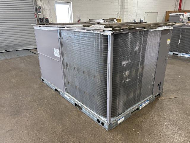 10 Ton Two-Stage Convertible Natural Gas/Electric Packaged Unit, 11 EER, 208-230/60/3, R410A