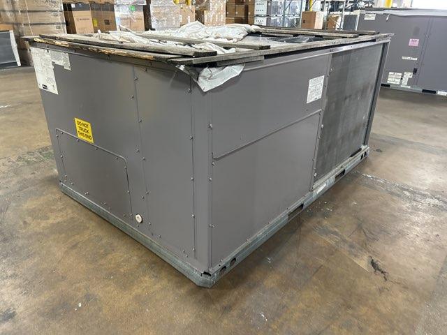 7.5 Ton Two-Stage Convertible Packaged Air Conditioning Unit, 11 EER, 460/60/3, R410A