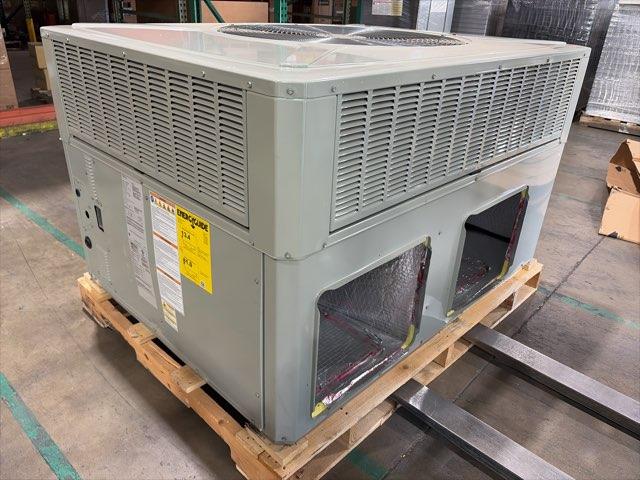 3.5 Ton Single-Stage Convertible Natural Gas/Electric Packaged Unit, 13.4 SEER2, 208-230/60/1, R410A