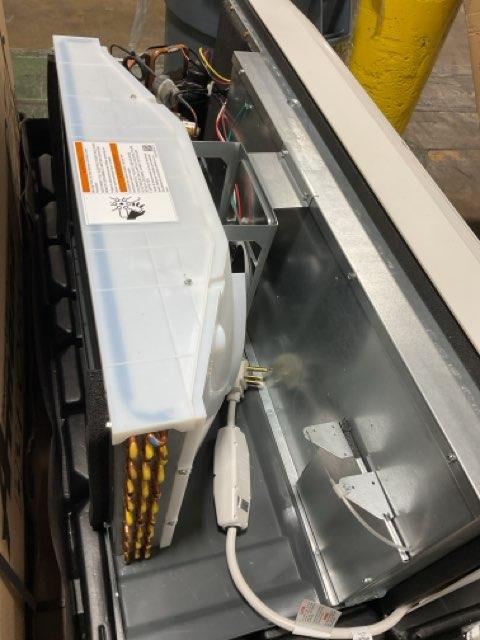 7,000 BTU Packaged Terminal Heat Pump with 5 KW Heat, 208-230/60/1, R-410A