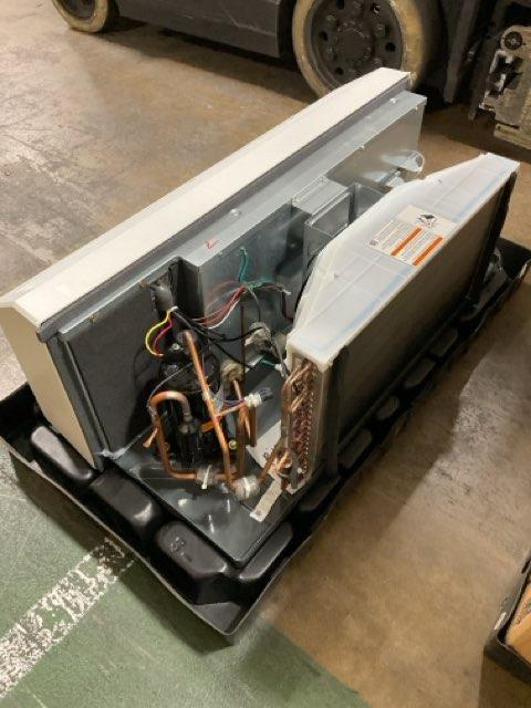 9,000 BTU Packaged Terminal Heat Pump with 1.5 KW Heat, 208-230/60/1, R-410A