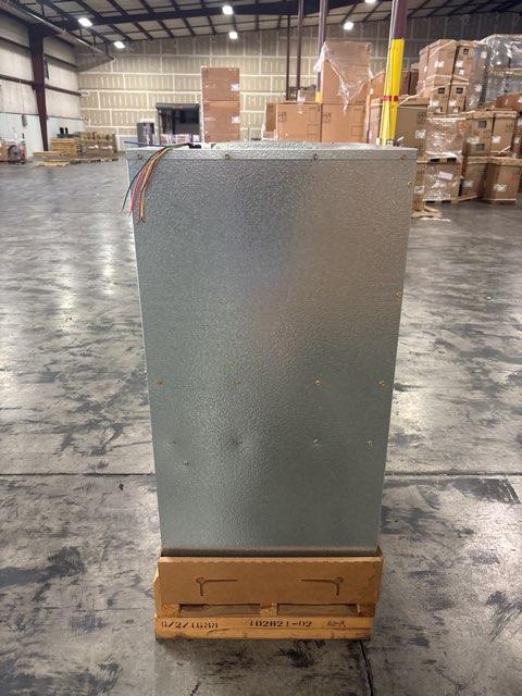 1 Ton Magic Pak Heat Pump Packaged Unit With 3 KW Electric Heat, 9 EER, 208-230/60/1, R410A