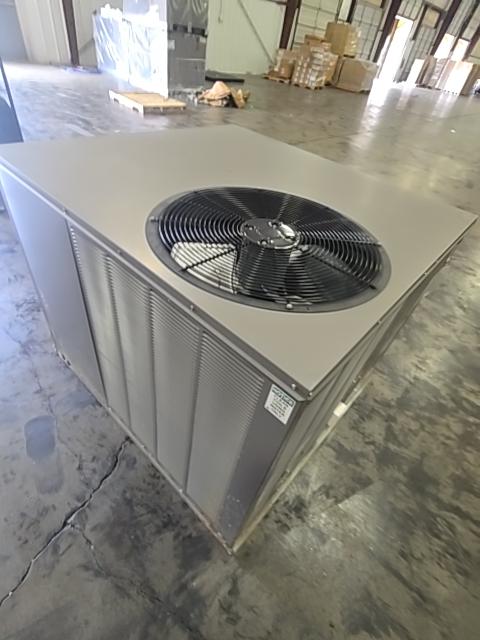 5 Ton Two-Stage Convertible Natural Gas/Electric Packaged Unit, 13.4 SEER2, 208-230/60/1, R410A