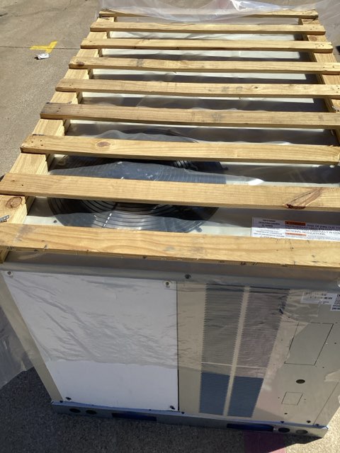 5 Ton Two-Stage Convertible Natural Gas/Electric Packaged Unit, 16.2 SEER2, 208-230/60/3, R32