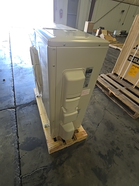 30,000 BTU Single-Zone Outdoor Inverter Heat Pump Mini Split Unit, 18 SEER 208-230/60/1 R-410A