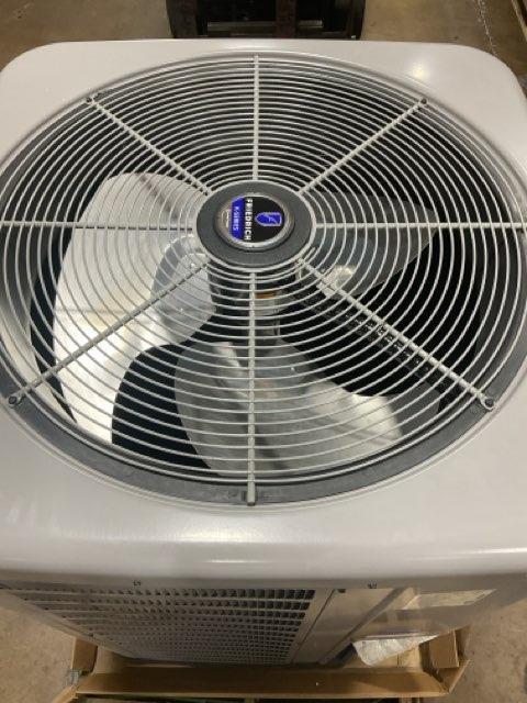 3 Ton Variable Speed Split-System Communicating Heat Pump 208-230/60/1 R410A 18 SEER2