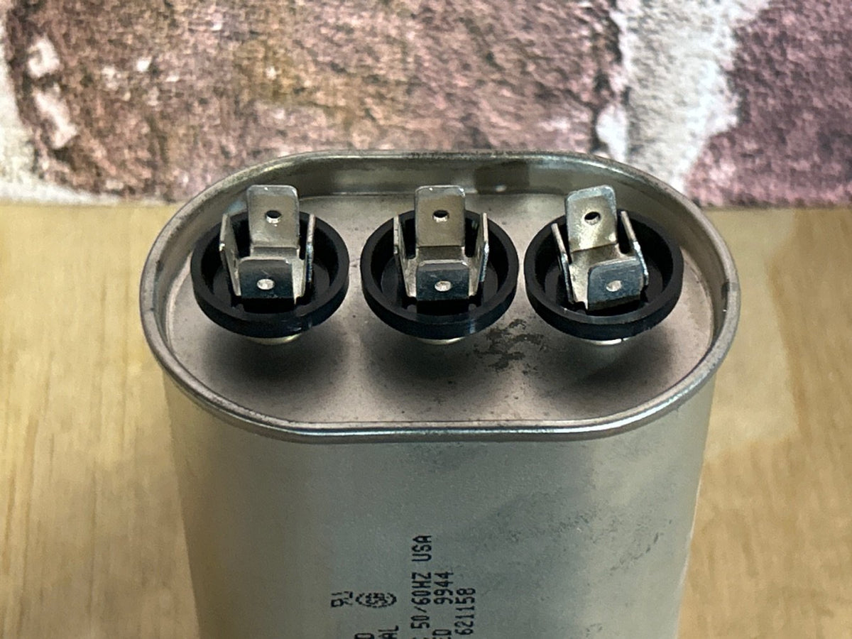 370 Vac, 20+10MFD 50/60 Hz, Oval Capacitor