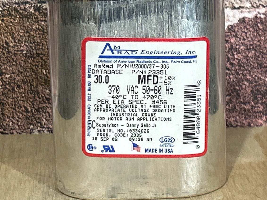 370 Vac, 30MFD 50/60 Hz, Oval Capacitor