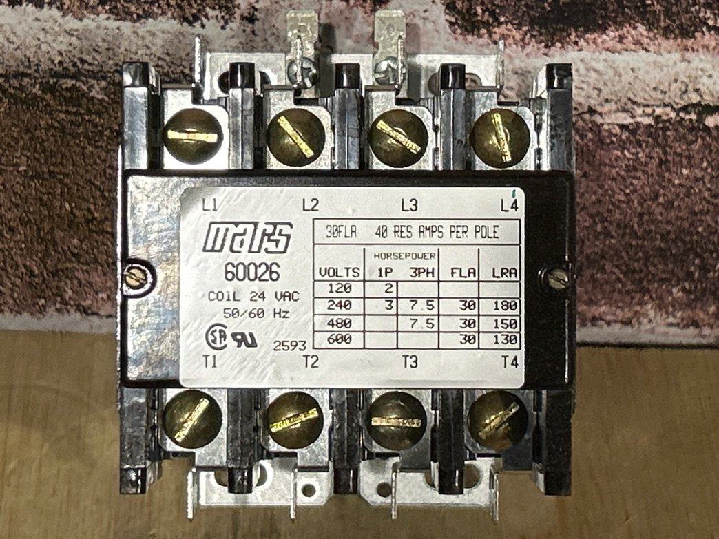 24 V, 50/60 Hz, 30 Amps 4 Pole Contactor