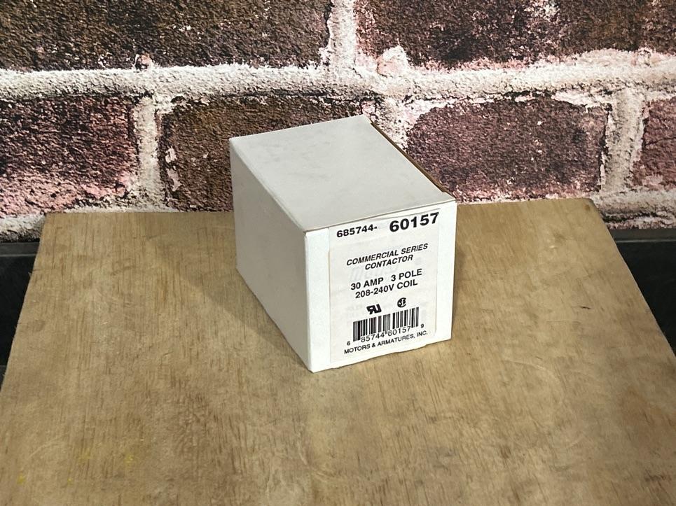208/240 V, 50/60 Hz, 30 Amps 3 Pole Contactor