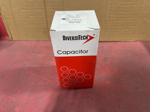440 Vac, 70+7.5MFD 50/60 Hz, Round Capacitor