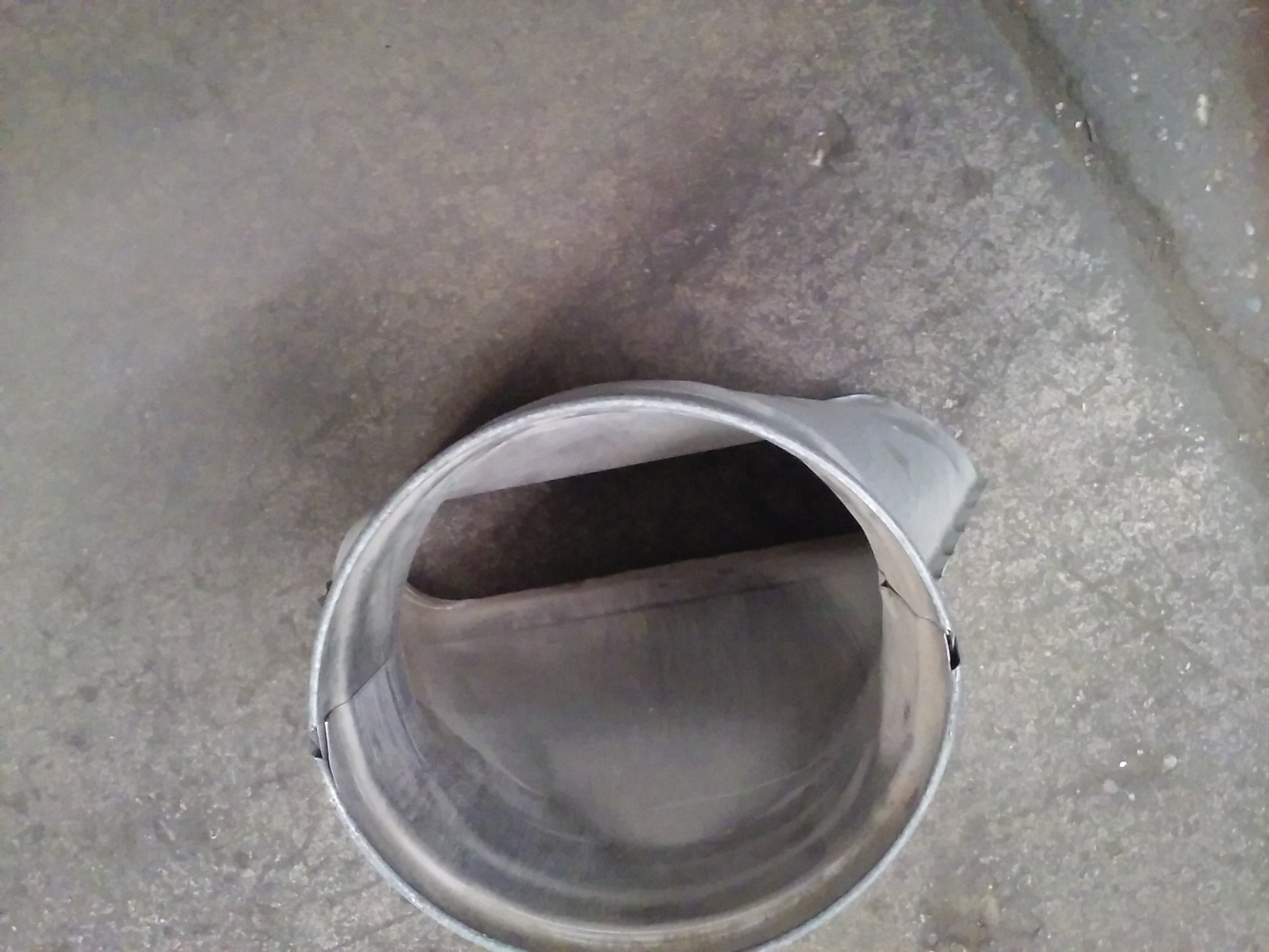 5" TYPE B GAS VENT ROUND TO OVAL ADAPTER