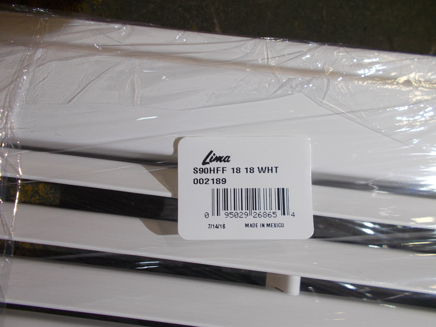 18" X 18" WHITE STEEL FIXED BAR HORIZONTAL GRILLE
