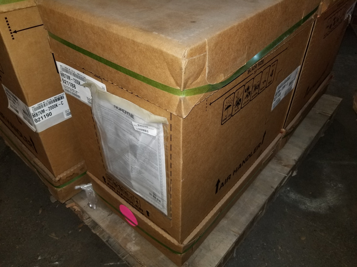 3 TON AC/HP MULTI-POSITION VARIABLE SPEED ECM BASED MODULAR BLOWER/LESS COIL, 208-240/60/1 CFM:1200