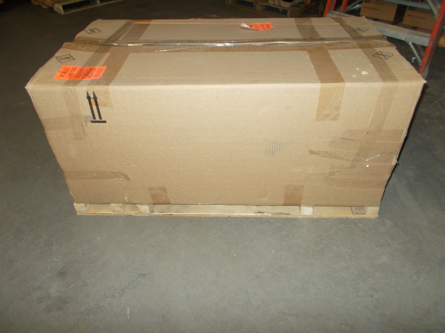 60,000 BTU "SERIES II" GAS-FIRED WALL HUNG MODULATING CONDENSING NATURAL GAS BOILER/LESS PUMP, 95% 120/60/1