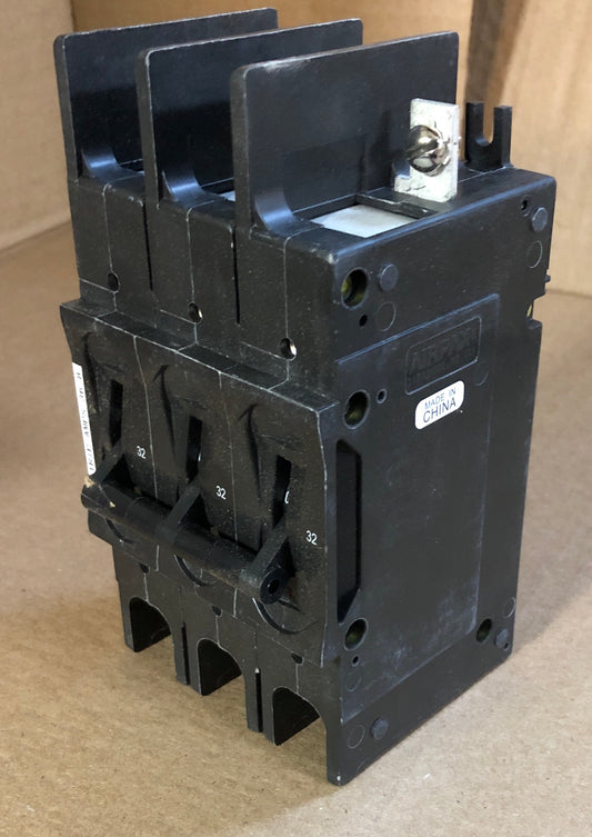 3 POLE 32 AMP "219 MULTI-POLE" SERIES HYDRAULIC MAGNETIC CIRCUIT BREAKER PROTECTOR/FOR MANUAL CONTROLLER APPLICATIONS, 480/60-50/1 OR 3