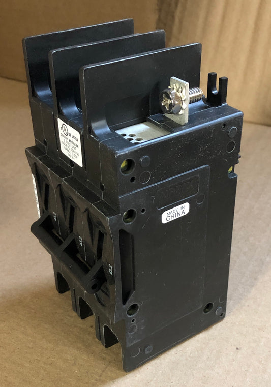 3 POLE 43.2 AMP "209 MULTI-POLE" SERIES HYDRAULIC MAGNETIC CIRCUIT BREAKER PROTECTOR/FOR MANUAL CONTROLLER APPLICATIONS, 240/60-50/1 OR 3
