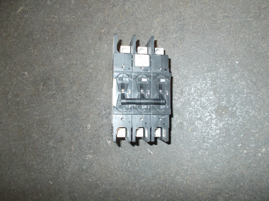 3 POLE  29.7 AMP "209 MULTI-POLE" SERIES HYDRAULIC MAGNETIC CIRCUIT BREAKER PROTECTOR 240/50-60/1 OR 3