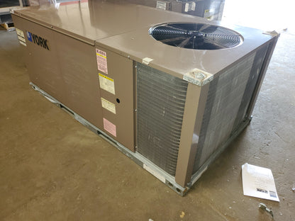 3 TON CONVERTIBLE PACKAGED AIR CONDITIONER UNIT/W 10 KW HEAT KIT, 13 SEER 460/60/3 R-410A